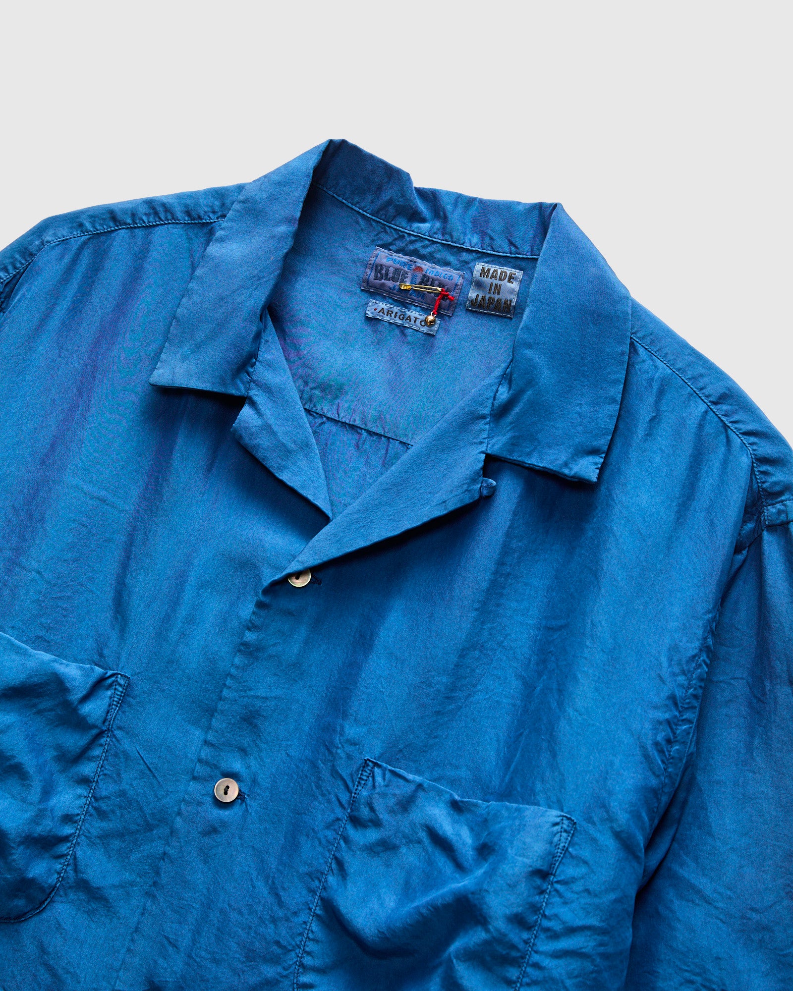 トップス YLEVE / SILK HABUTAE SHORT SLEEVE SHIRT Silk Habutae Short Sleeve Shirt in Pure Light Indigo – Blue Owl