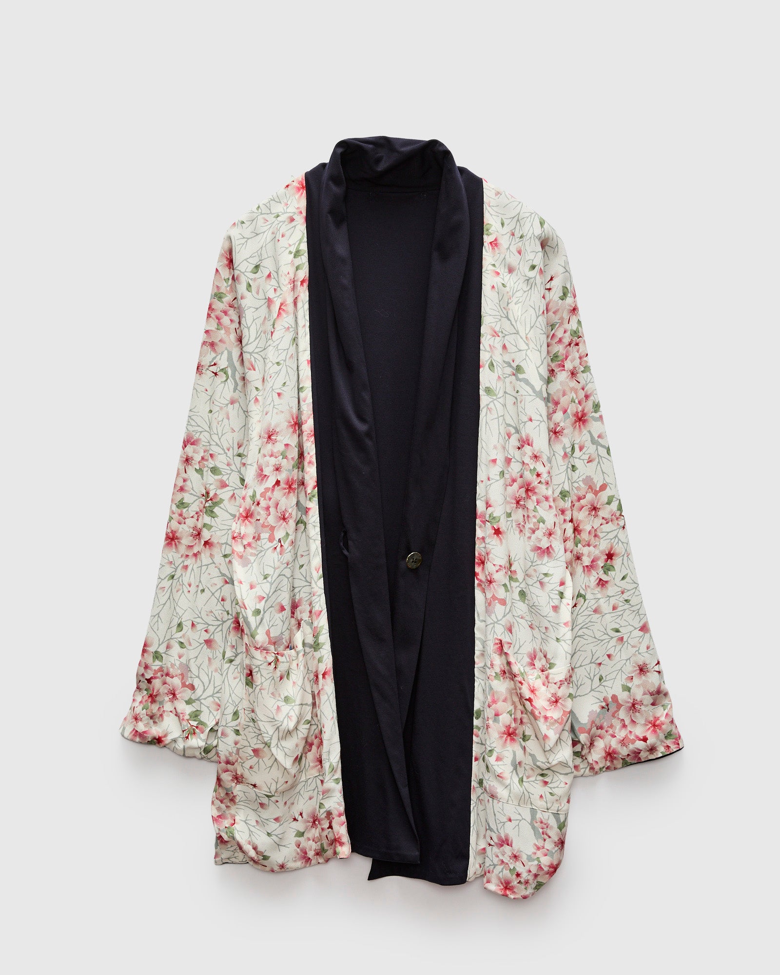 ア*オ様 imozon saving clothing SAKURA MIKAD Sakura Kaza