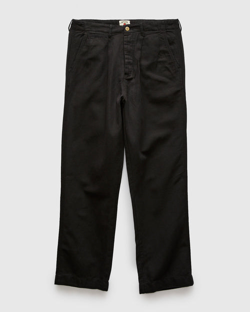 Linen Pleated Chino in Faded Black