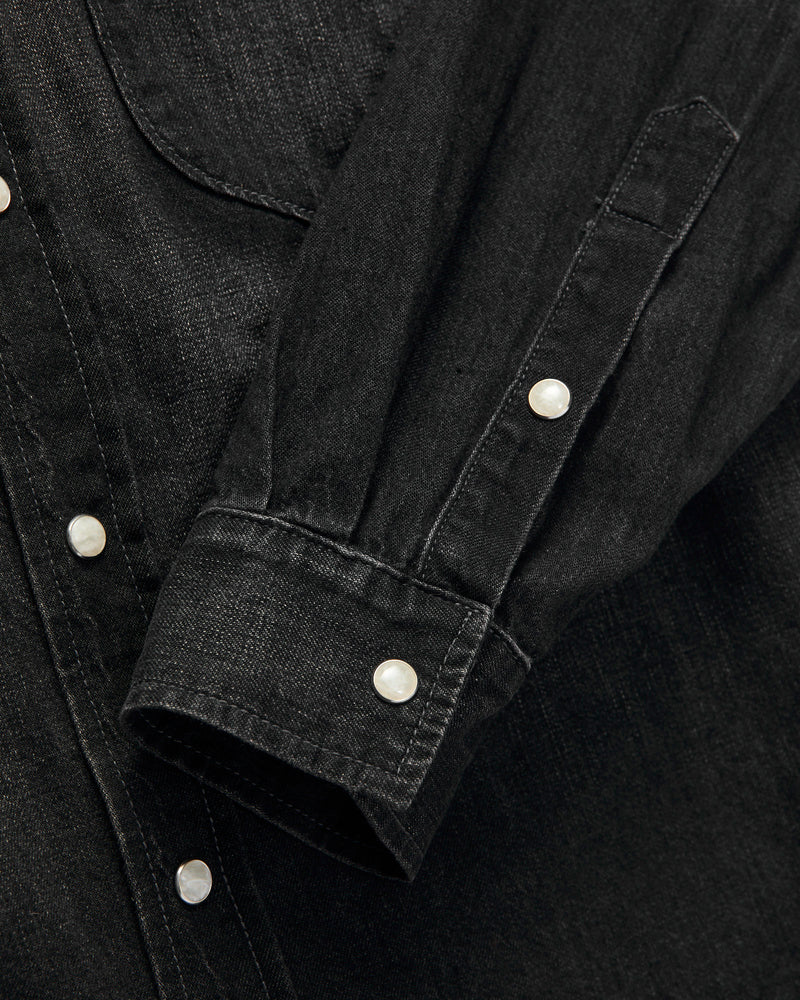 Hayes Pearl Snap Shirt in Washed Black