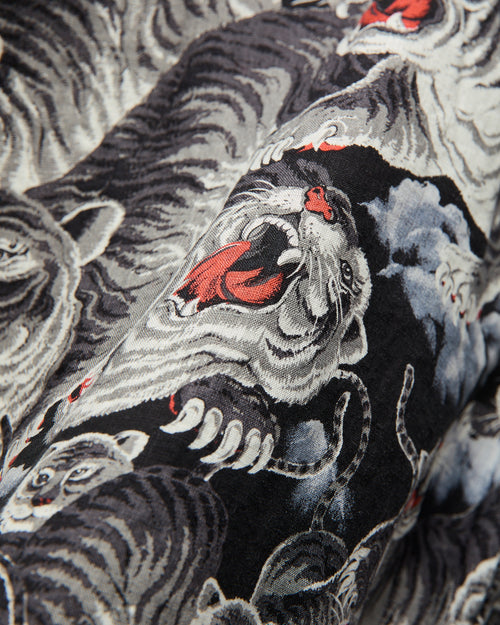 Hawaiian Shirt in Black Tiger