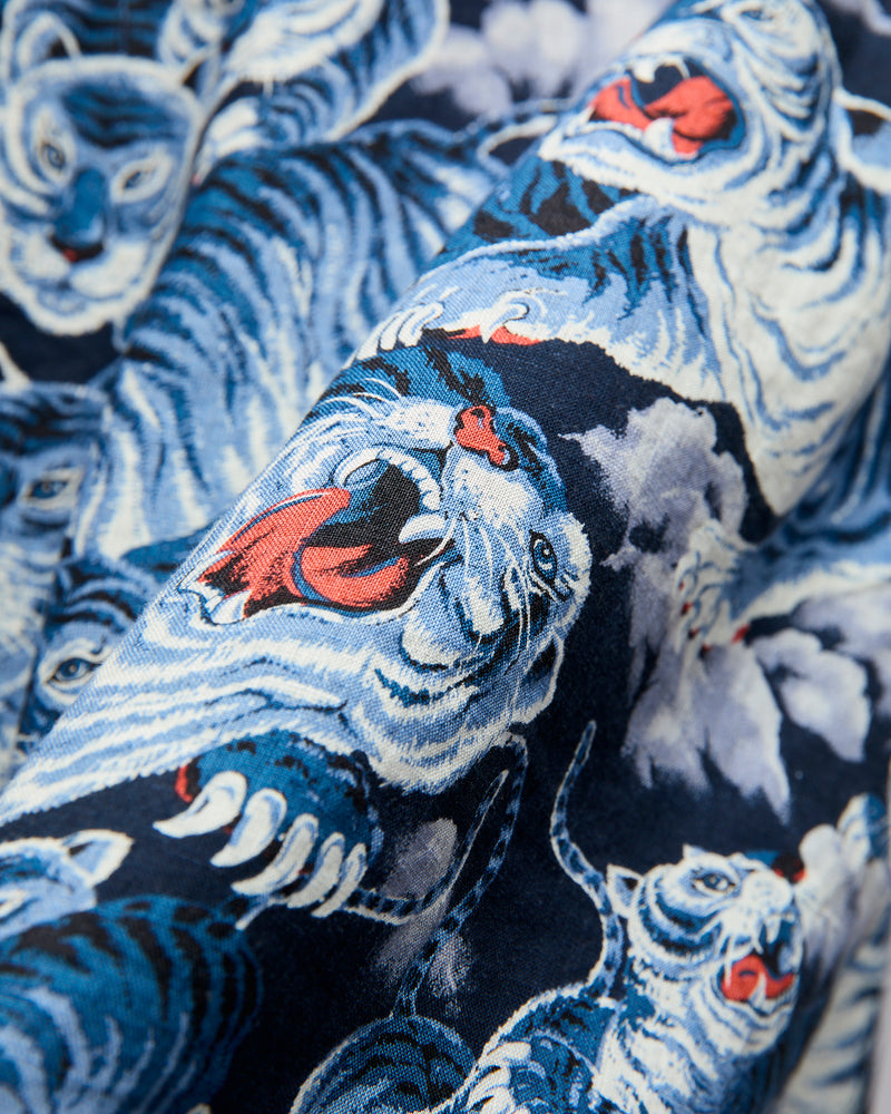 Hawaiian Shirt in Ice Tiger