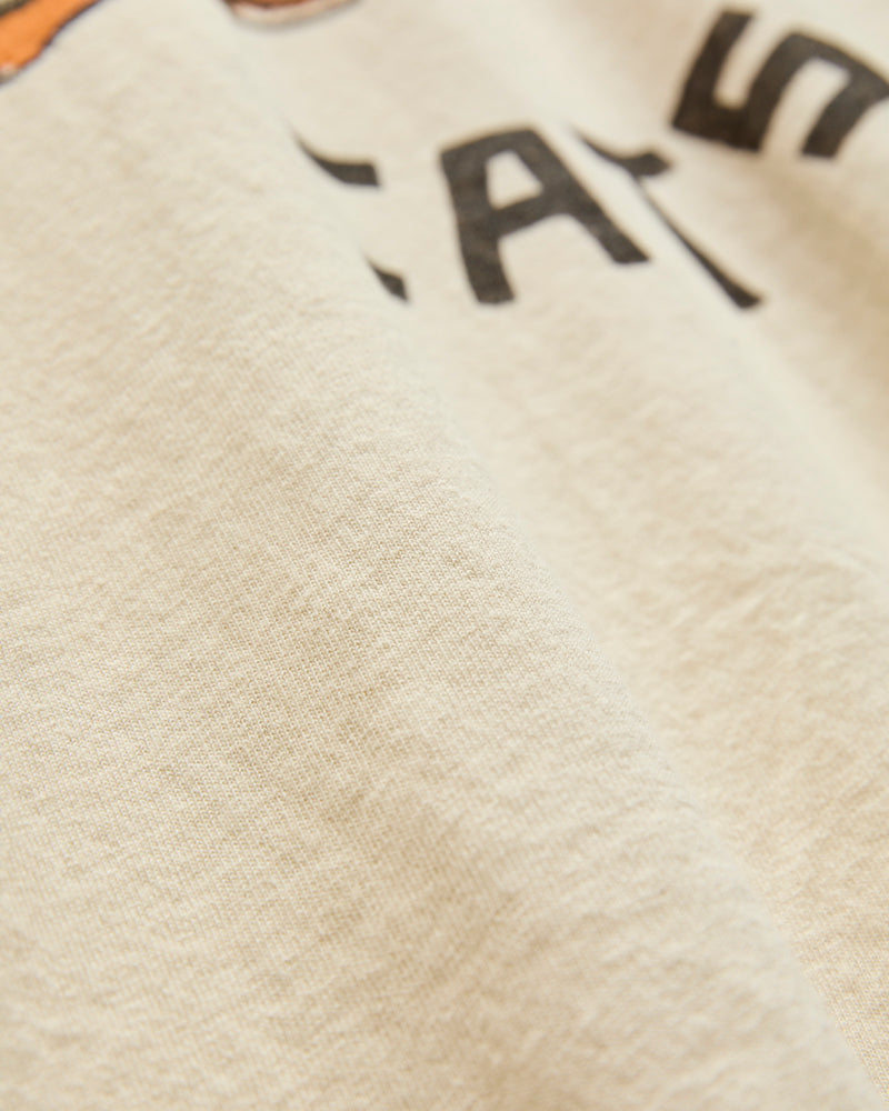 "Hellcats" T-Shirt in Vintage White