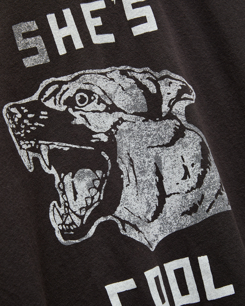 "She's Cool" T-Shirt in Vintage Black