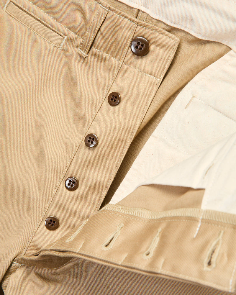 1945 Wide Fit Chino Trousers in Khaki