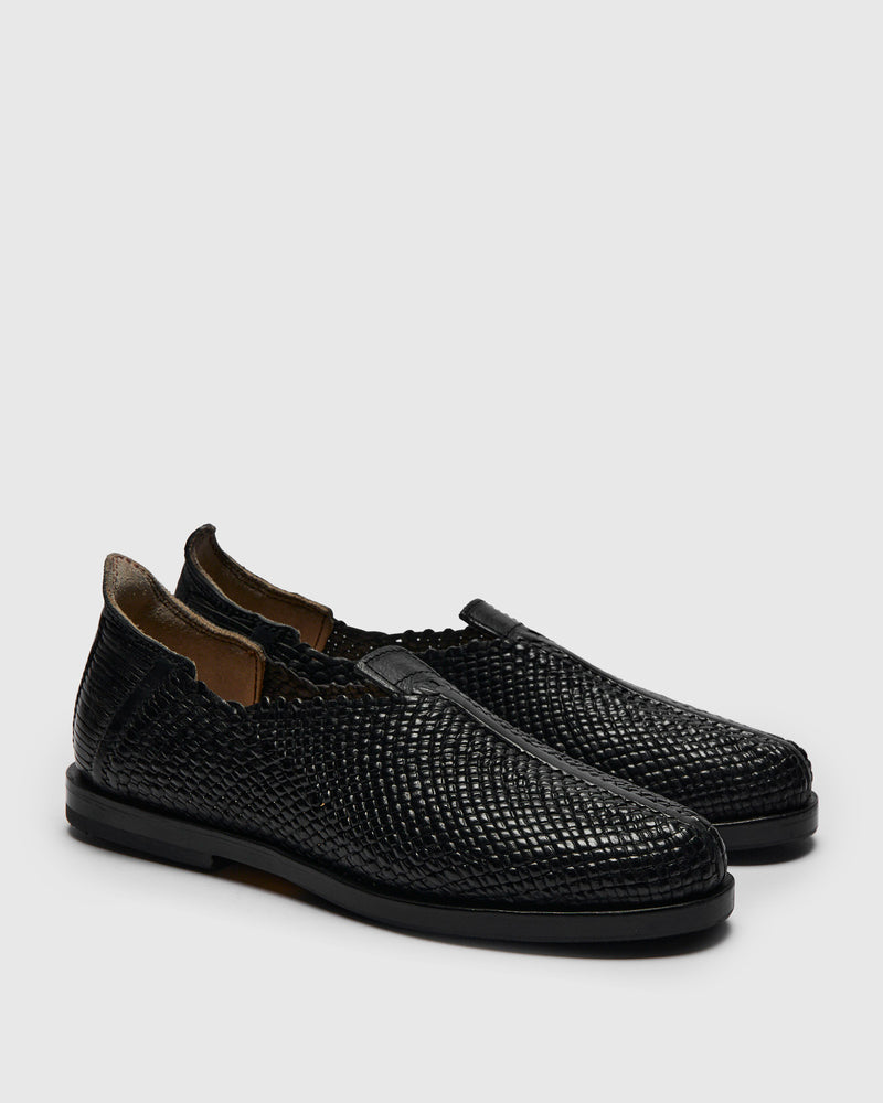 Huarache Balam Slip-On in Black