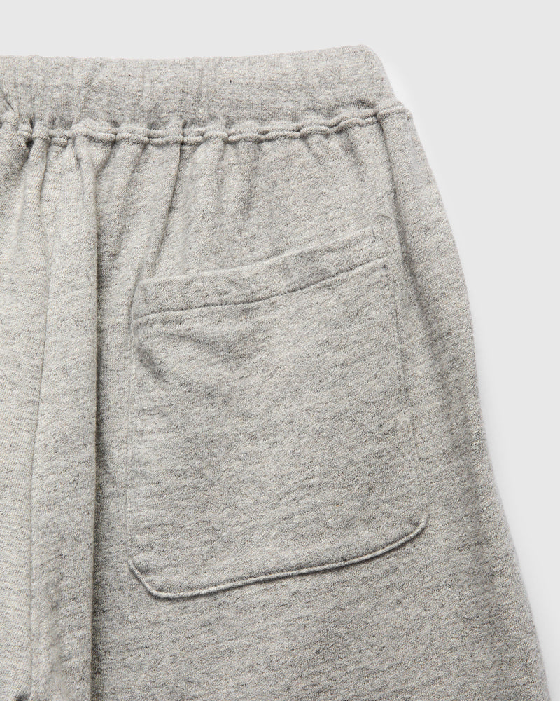 Cut Off Sweatshort in Heather Grey