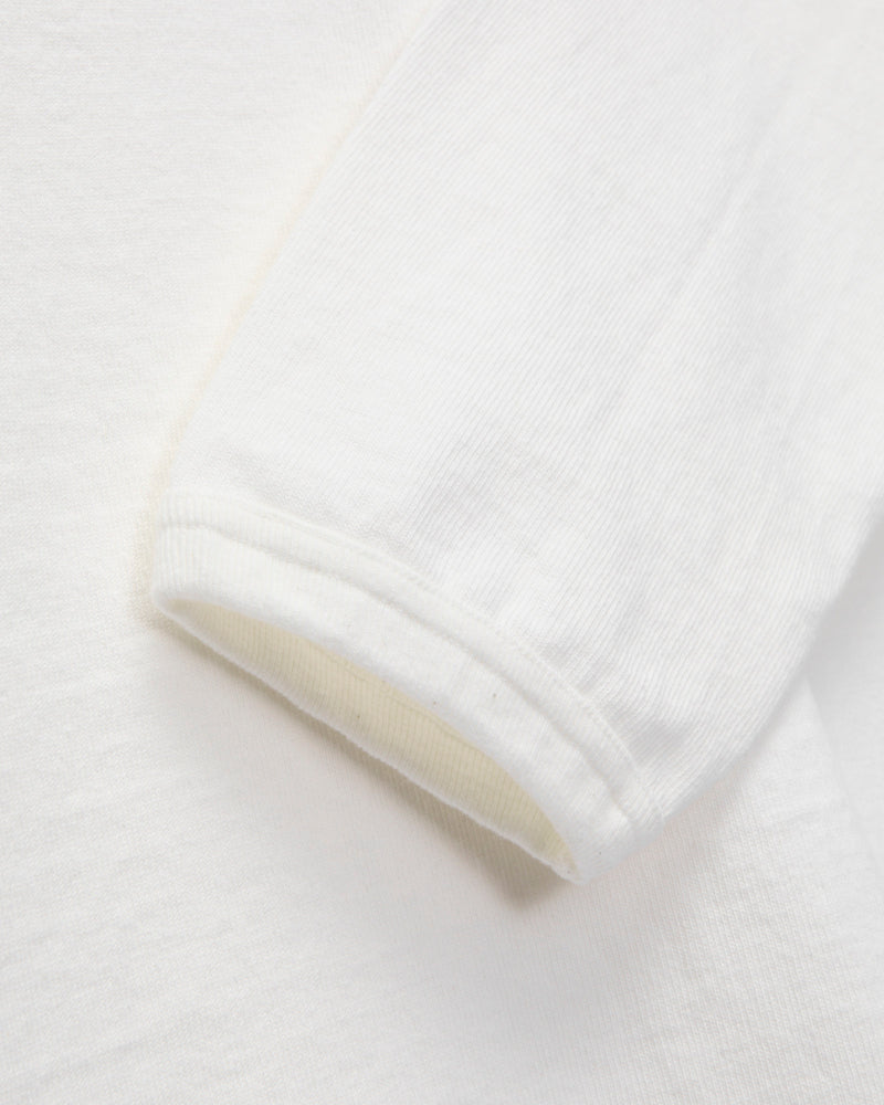 Stand Wheeler Longsleeve T-Shirt in Off White