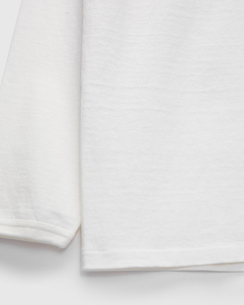 Stand Wheeler Longsleeve T-Shirt in Off White