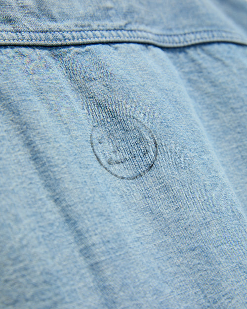 "Fade" Chambray Shirt in Washed Blue