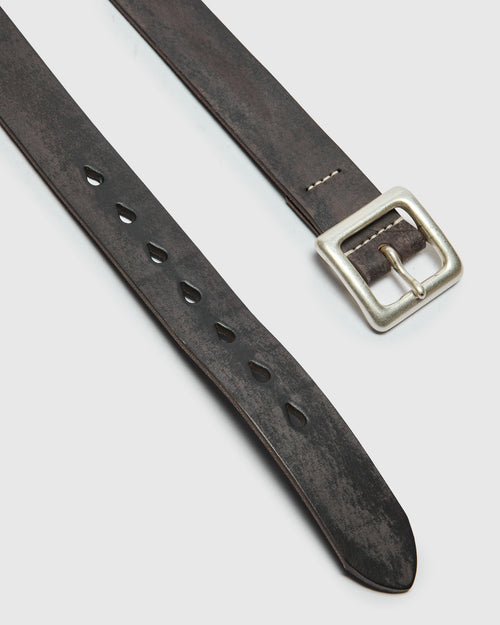 6211 Wild Leather Garrison Belt in Black