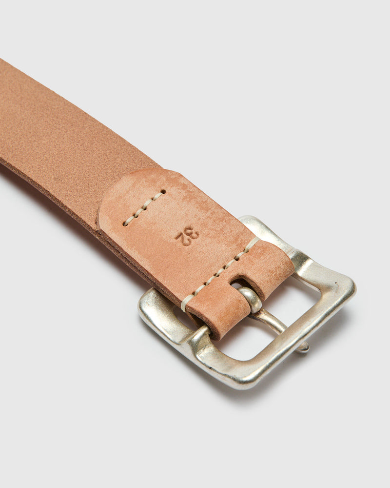 6211 Wild Leather Garrison Belt in Natural