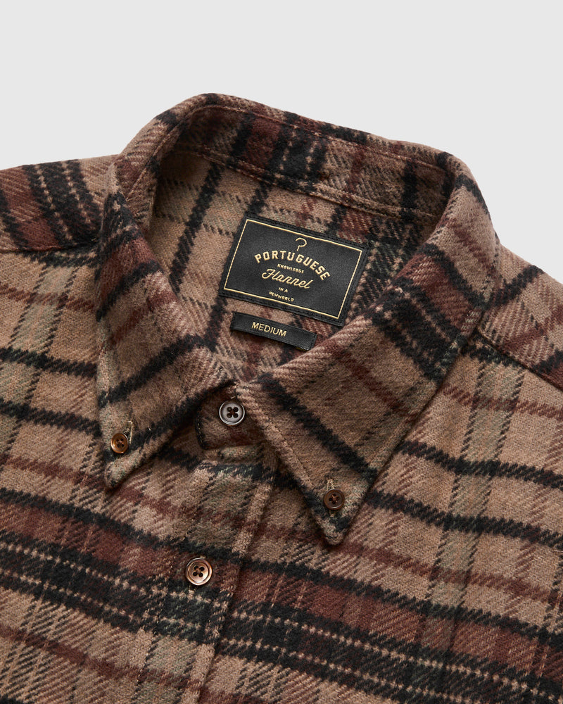 Relaxed Fit Stalia Button-Up Shirt in Mocha