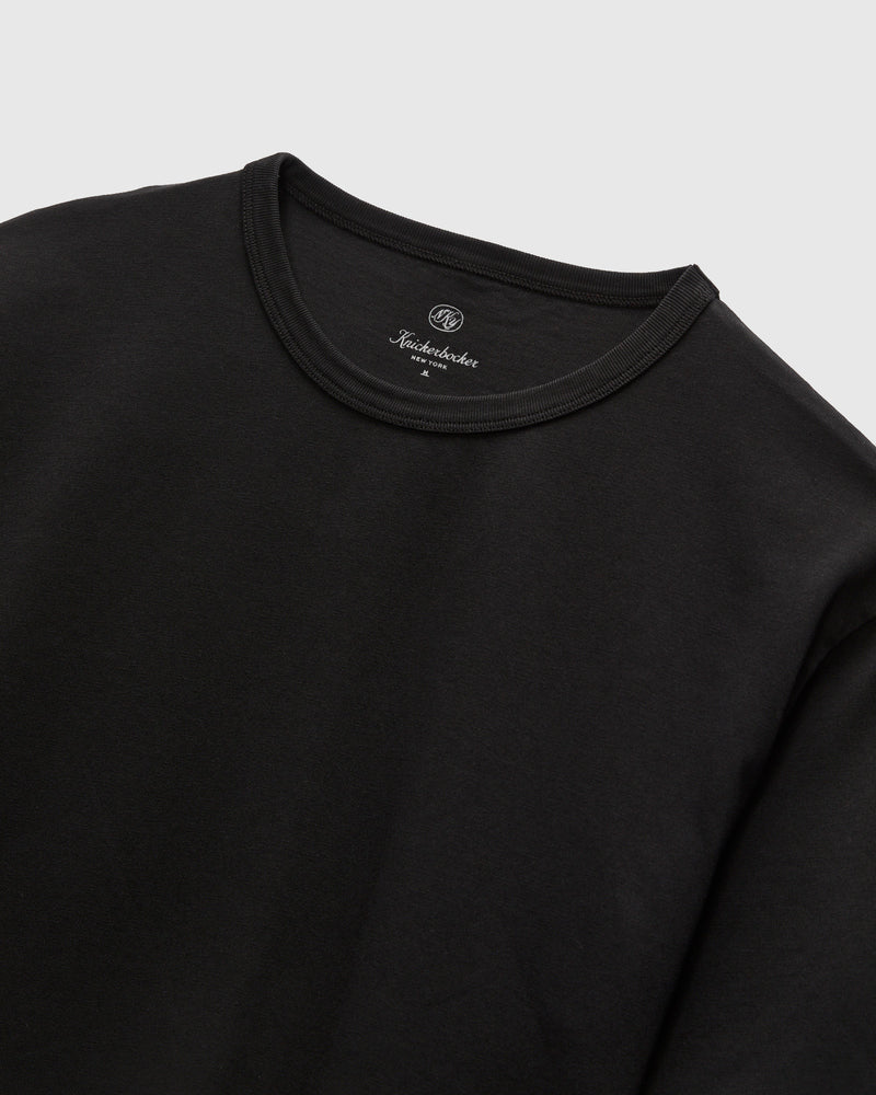 T-Shirt in Black