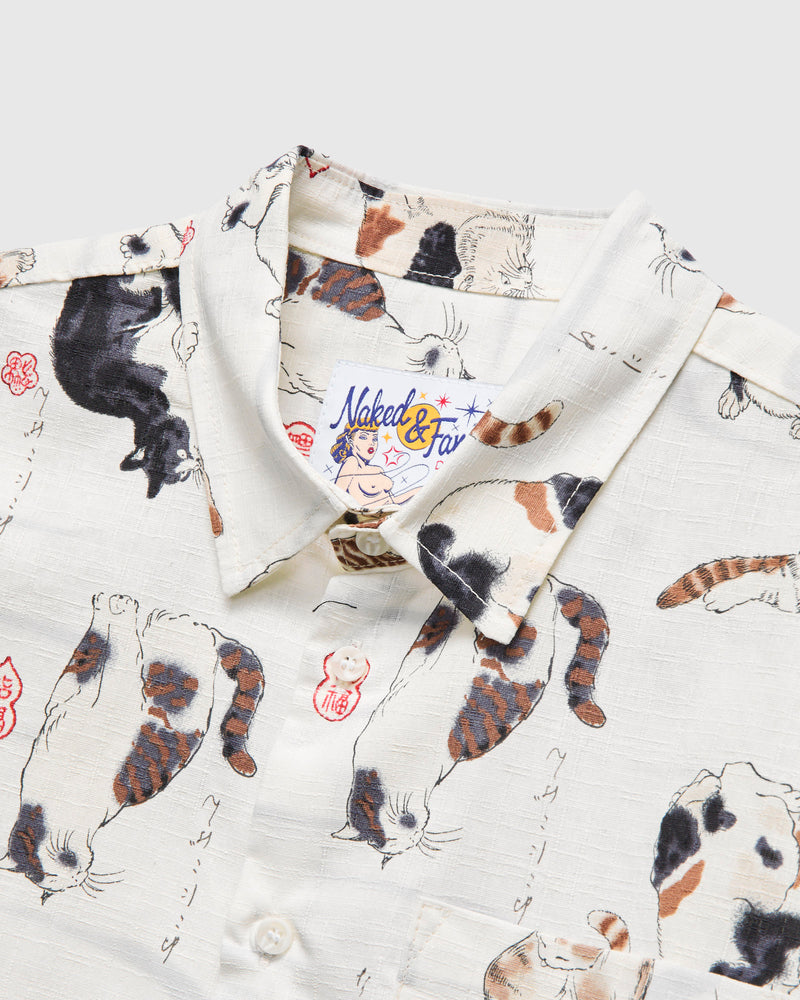 "Japanese Neko Cats" True Shirt in Bone