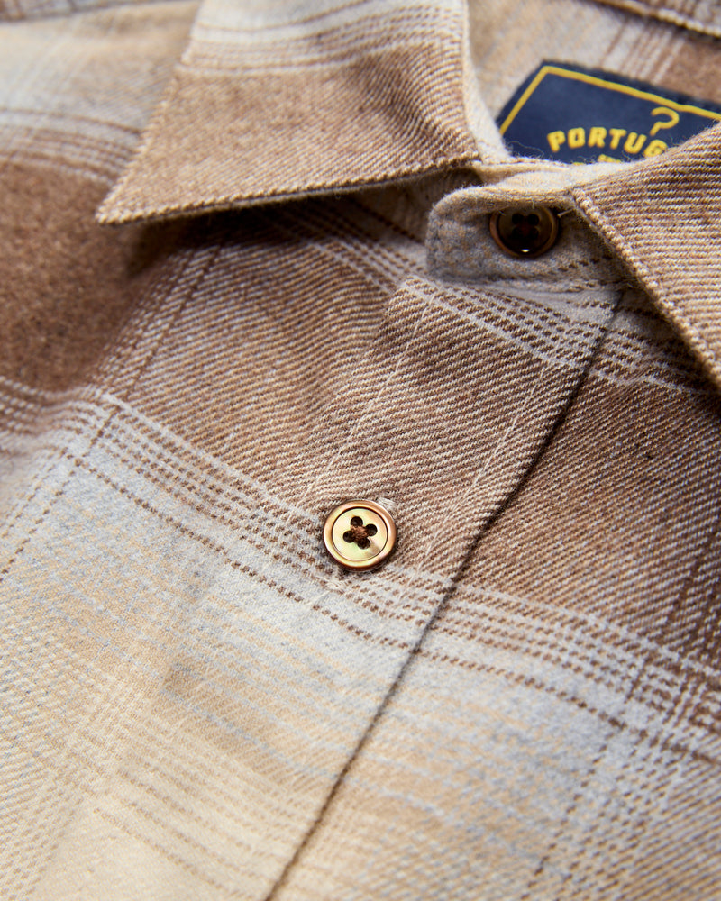 Pantine Button-Up Shirt in Natural