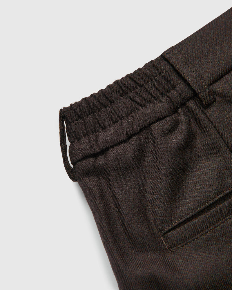 Pleated Trouser in Brown Wool Flannel