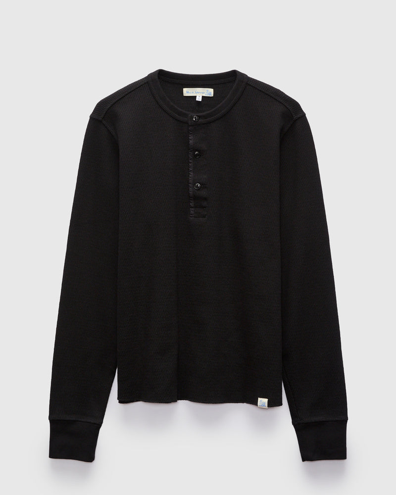 Diamond Thermal Long Sleeve Henley in Deep Black