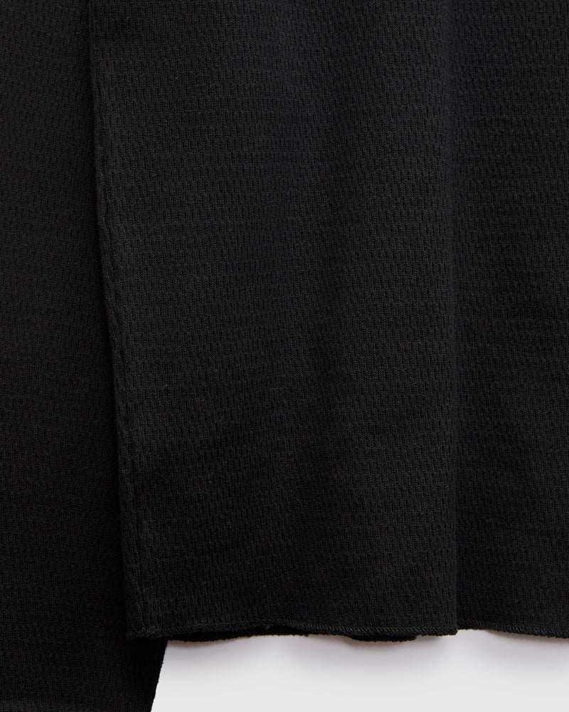 Diamond Thermal Long Sleeve Henley in Deep Black