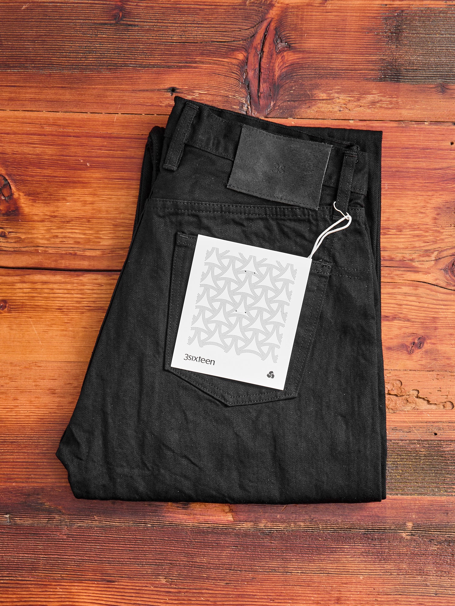 『CHRO 3BTTN 2SNAP BLACK』 Eco Shana Three-Button Mid-Rise Skinny Jeans | GUESS Factory