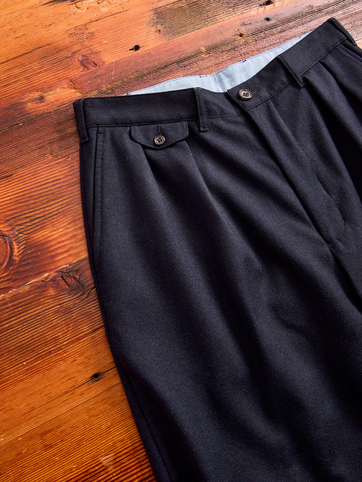 2-Pleat Flannel Trousers in Navy – Blue Owl Workshop