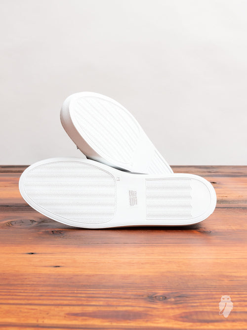 Court Low-Top Sneaker in Black