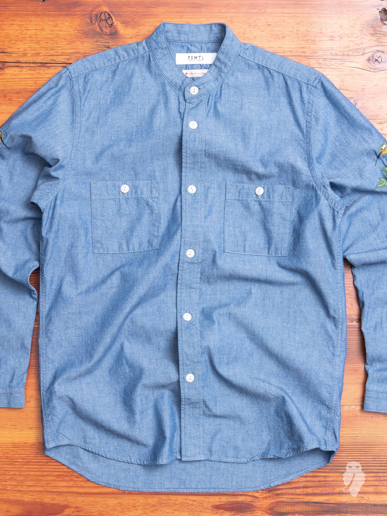 Hummingbirds Band-Collar Shirt in Chambray – Blue Owl Workshop