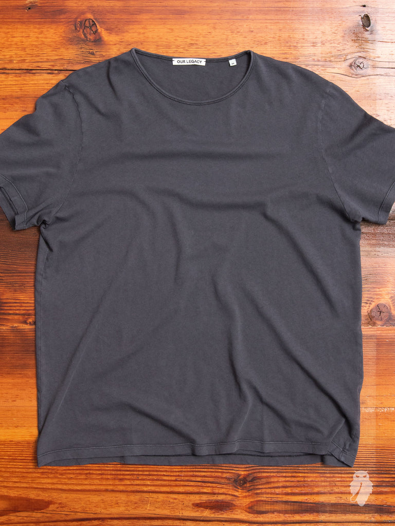 U-Neck T-Shirt in Smog Bandage