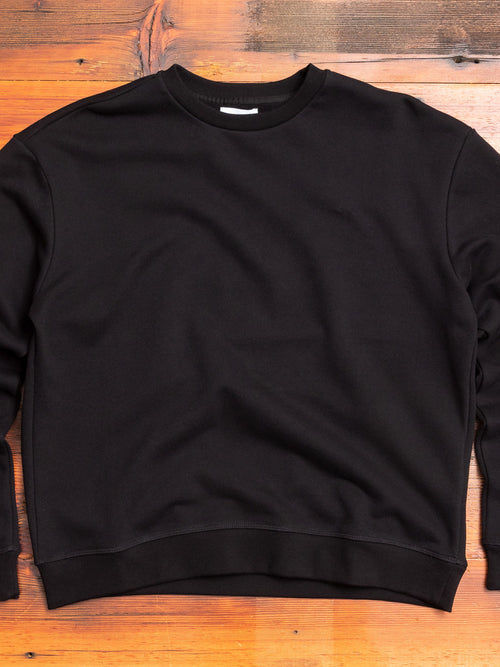 Oversized Crewneck Pullover in Black