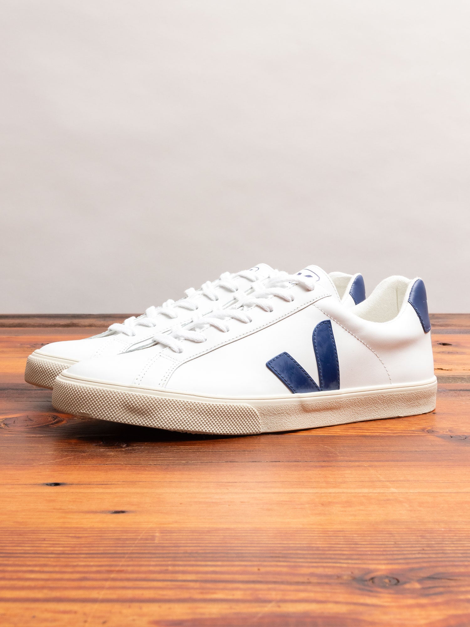 Esplar Sneaker in Extra White Cobalt – Blue Owl Workshop