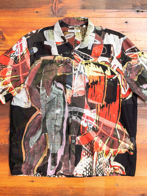 Box Short Sleeve Shirt in Peace Crowd