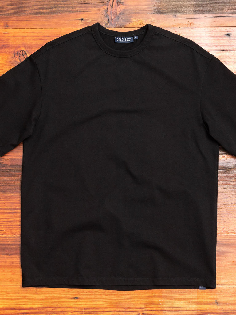 Loose Fit T-Shirt in Black