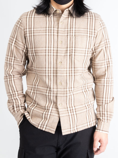 Sly Straight Hem Flannel in Beachwood Check