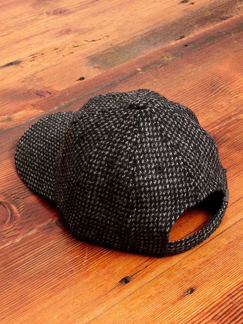 Tweed Cap in Grey Dots