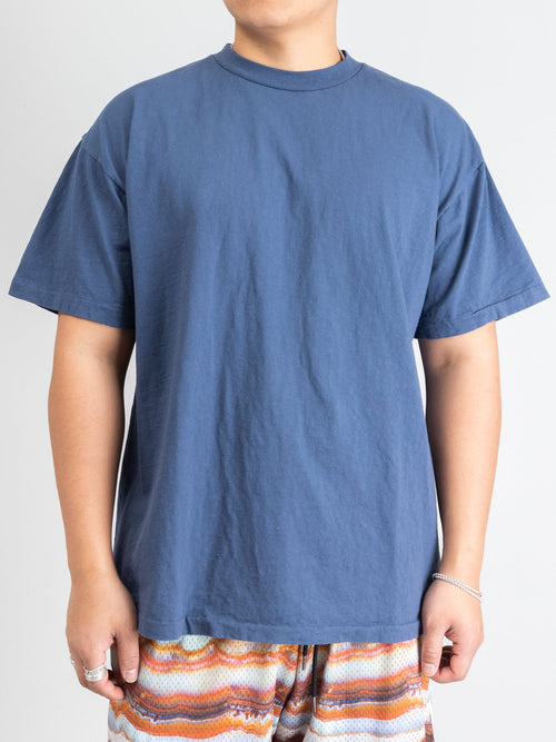 University T-Shirt in Avalon