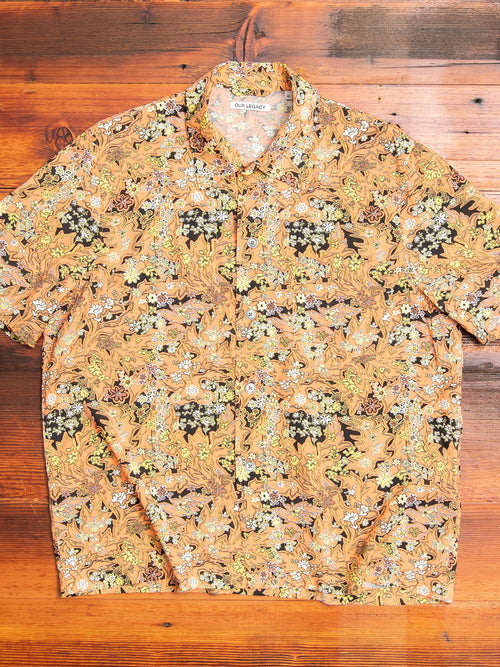 Box Short Sleeve Shirt in Red Plants Print