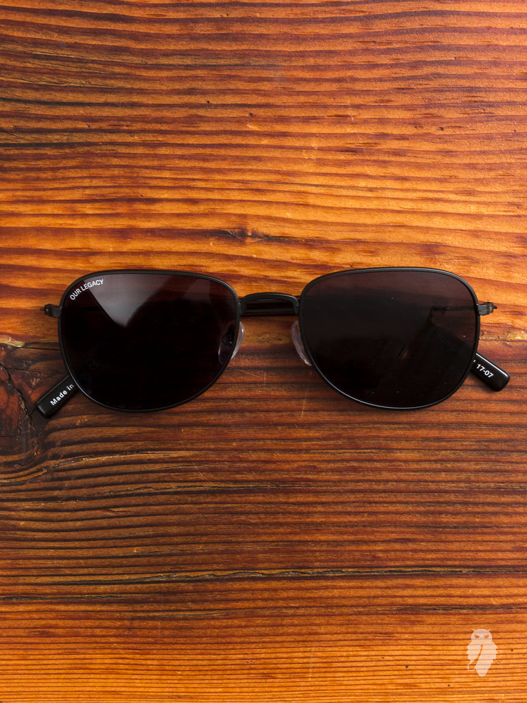 "Unbroken" Sunglasses in Matte Black