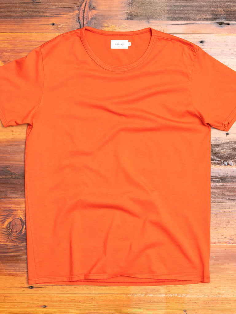 Basis T-Shirt in Blood Orange